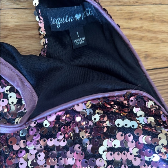 Dress - Picture 2 of 2